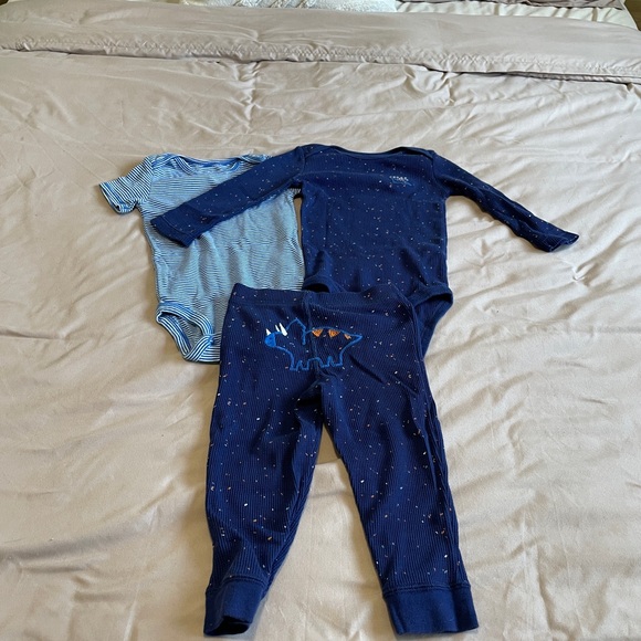 *SOLD*Large Carters Dino Lot - Picture 9 of 16